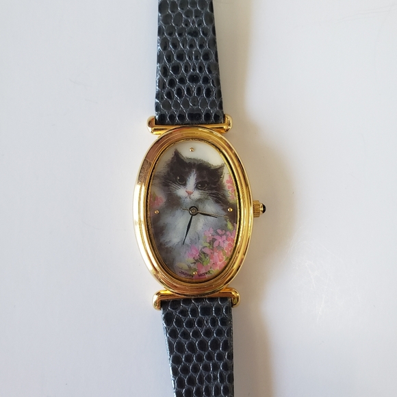 Avon Accessories - NEW Avon Cat Watch on leather band